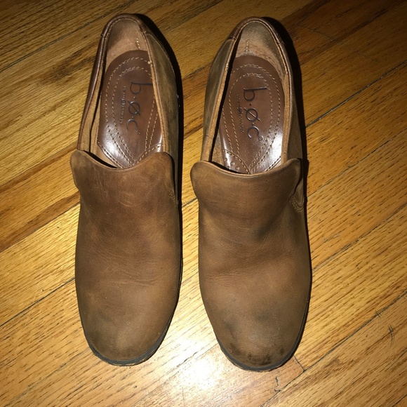 BOC Born Brown Oiled Leather Round Toe Pumps - Picture 3 of 7